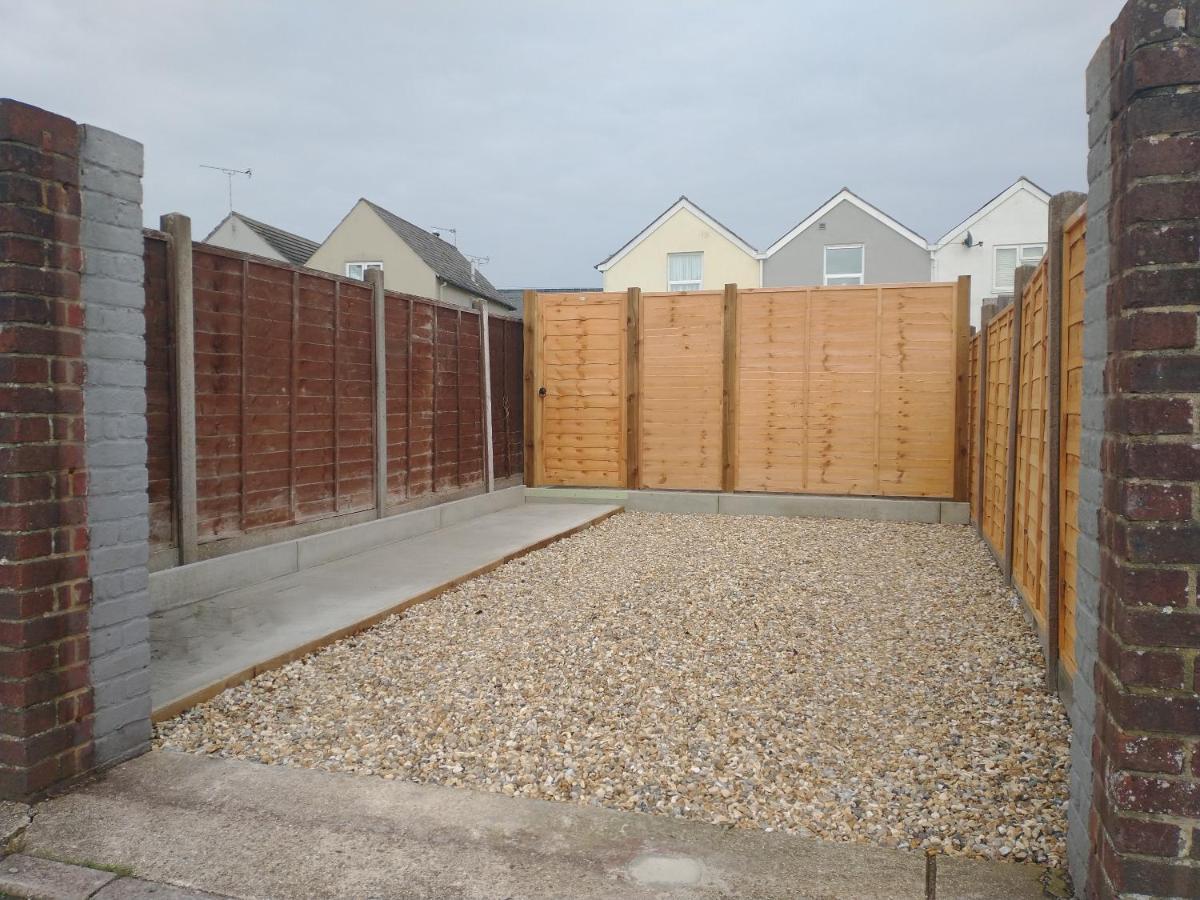 Villa Chipad Duo - Comfy House With Parking And Garden Chichester Esterno foto